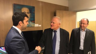 Сигурността миграцията разкриването на нови работни места това са