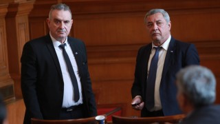Симеонов: Борисов приема оставки на килограм