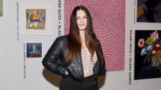 По принцип не сме свикнали да виждаме личности популярни по цял