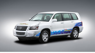 Toyota с нов автомобил с горивна клетка