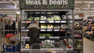 Великобритания е изправена пред недостиг на домати след като доставките