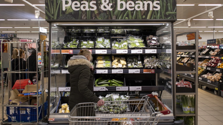 Доматите изчезват от магазините във Великобритания