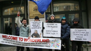 „За милиони няма закони” чуха магистратите на влизане във ВСС