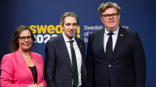 37 годишният Саймън Харис в четвъртък официално стана фаворит за следващия