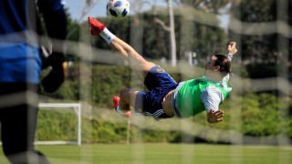 Златан Ибрахимович бе официално представен като футболист на ЛА Галакси