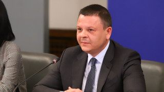 Министерски съвет прие план за оздравяване на Български пощи Това