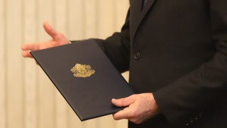 В понеделник 22 юли от 11 00 часа президентът Румен Радев ще връчи