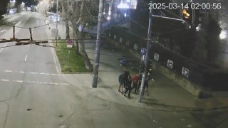 Вандали са откраднали два светофара в Бургас съобщават на сайта