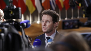 Френският секретар по европейските въпроси Клемен Бон предупреди във вторник че