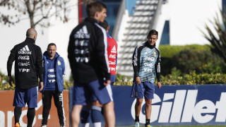 Дибала: Всички искаме Лео Меси отново да играе за Аржентина