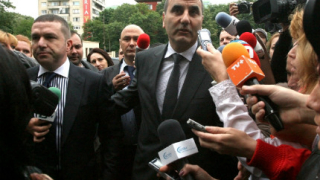 Обвиниха Цветанов 