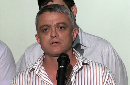 Петното обвинен за закана за убийство