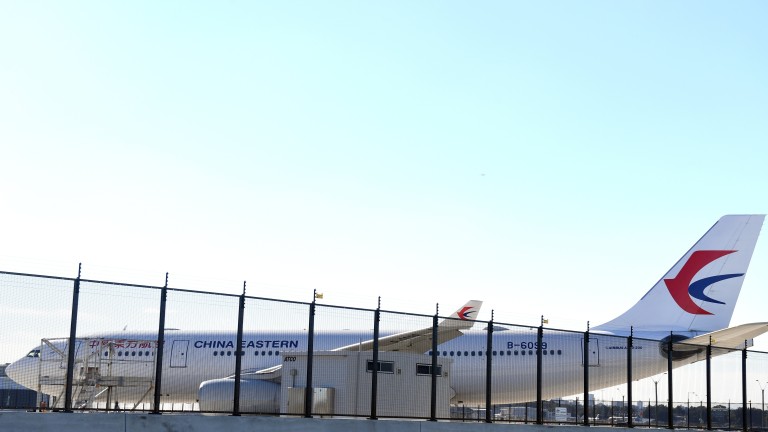 Десетки пострадали по време на полет от Париж до Китай заради турбуленция