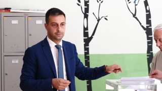 Възраждане влезе в тези избори на практика от нулата Това