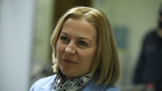 Надежда Йорданова уверява, че няма обвързаност по отношение на РС Македония и Плана за възстановяване