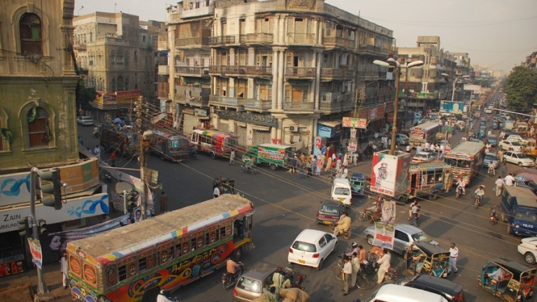 Започват преки товарни превози по вода между Русия и 5-та по население страна в света