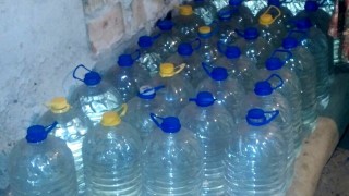 Митничари откриха 100 литра нелегален спирт в складово помещение на