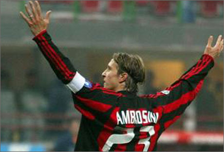 Амброзини е новият капитан на Милан