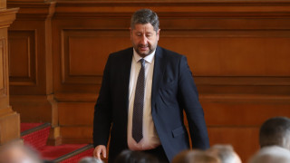 Съпредседателят на Демократична България Христо Иванов е на мнение че