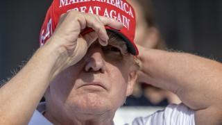 Британският външен министър Дейвид Камерън се срещна с кандидата за