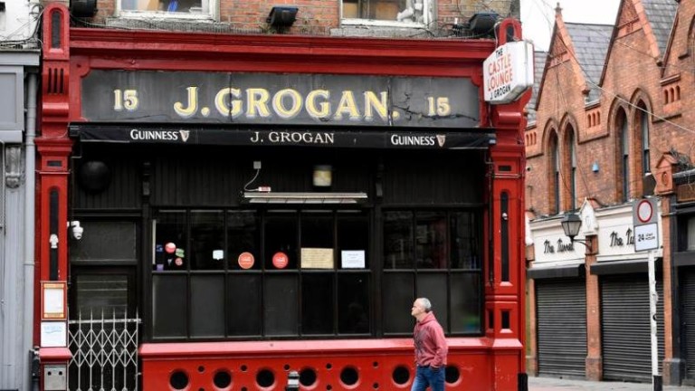 Британските пъбове отчитат загуби от над $11 милиарда за година