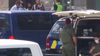 Полицията задържа мъжа който взе заложник в банка в украинската