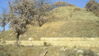 Разруха грози тракийски храмове край Старосел 