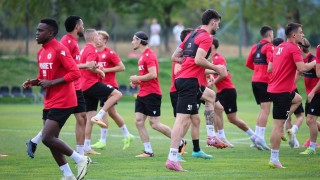 Треньорският щаб на ЦСКА определи група от 20 футболисти за