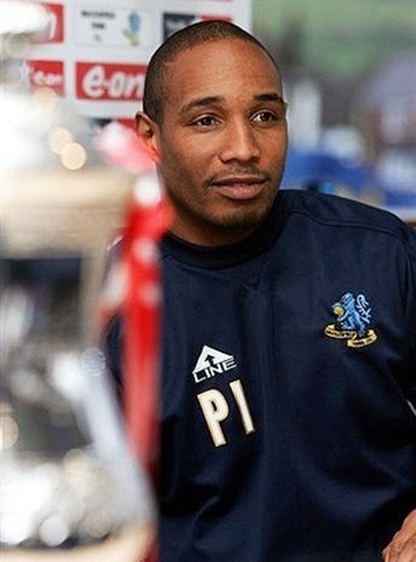 Блекбърн обмисля смяна на Пол Инс