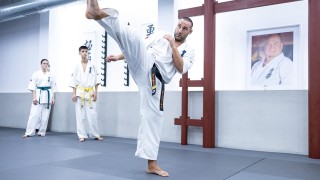 Сенсей Захари Дамянов е абсолютен световен шампион по карате киокушин