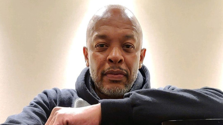 Помага ли Dr. Dre на бездомната си дъщеря