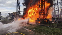Двама загинаха при мощен взрив в петролна рафинерия в Източен Сибир