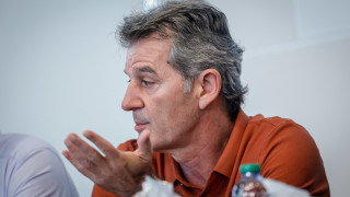 Вицепрезидентът на Българския футболен съюз Емил Костадинов влезе на Националния