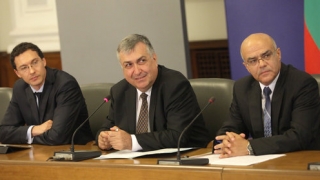 Митов към Медведев: Бих бил по-притеснен за състоянието на руската икономика