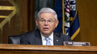 Председателят на комисията по външни отношения към Сената на САЩ