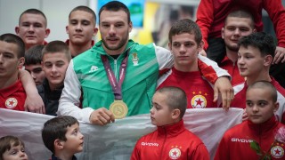 С втора европейска титла в категория до 97 кг класически