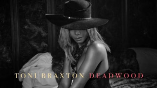 Седемкратната носителка на Грами Тони Бракстън Toni Braxton представя новия