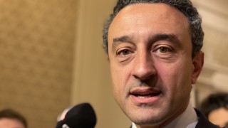 Парламентарната група на Продължаваме промяната Демократична България иска освобождаването