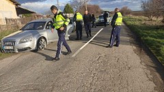 Полицейска акция срещу купуването на гласове във Варненско, има задържани