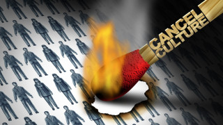 Температурата 451о F 232 78о С е тази при която хартията