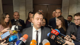 "Възраждане" се ядоса, че не получи в НС нито министри, нито ДАНС