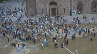 90-ият протест отдаде почит на Георги Марков и на жертвите от 11 септември