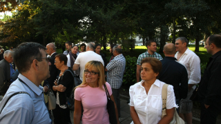 Десетки протестиращи поискаха зелен град от Столична община