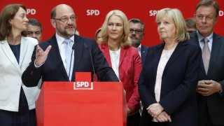 Труден период за социалдемократите, призна Мартин Шулц след загубата