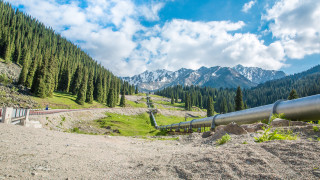 Очаква се Казахстан да продаде част от своя суров петрол