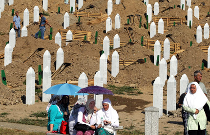 ООН: Сребреница продължава да тежи на съвестта на международната общност 