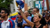  Опозицията във Венецуела прикани към стачка против Мадуро 