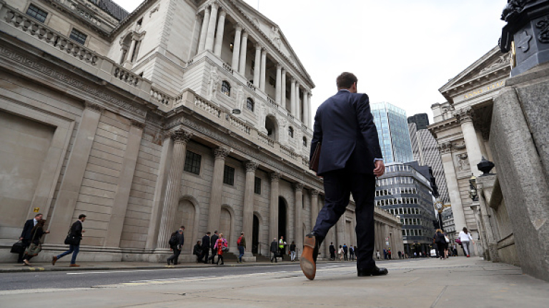 Централната банка на Великобритания купува облигации на Apple