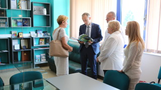 Министърът на образованието и науката Красимир Вълчев обеща промени във