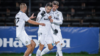 Новият старши треньор на Славия Ратко Достанич определи групата на